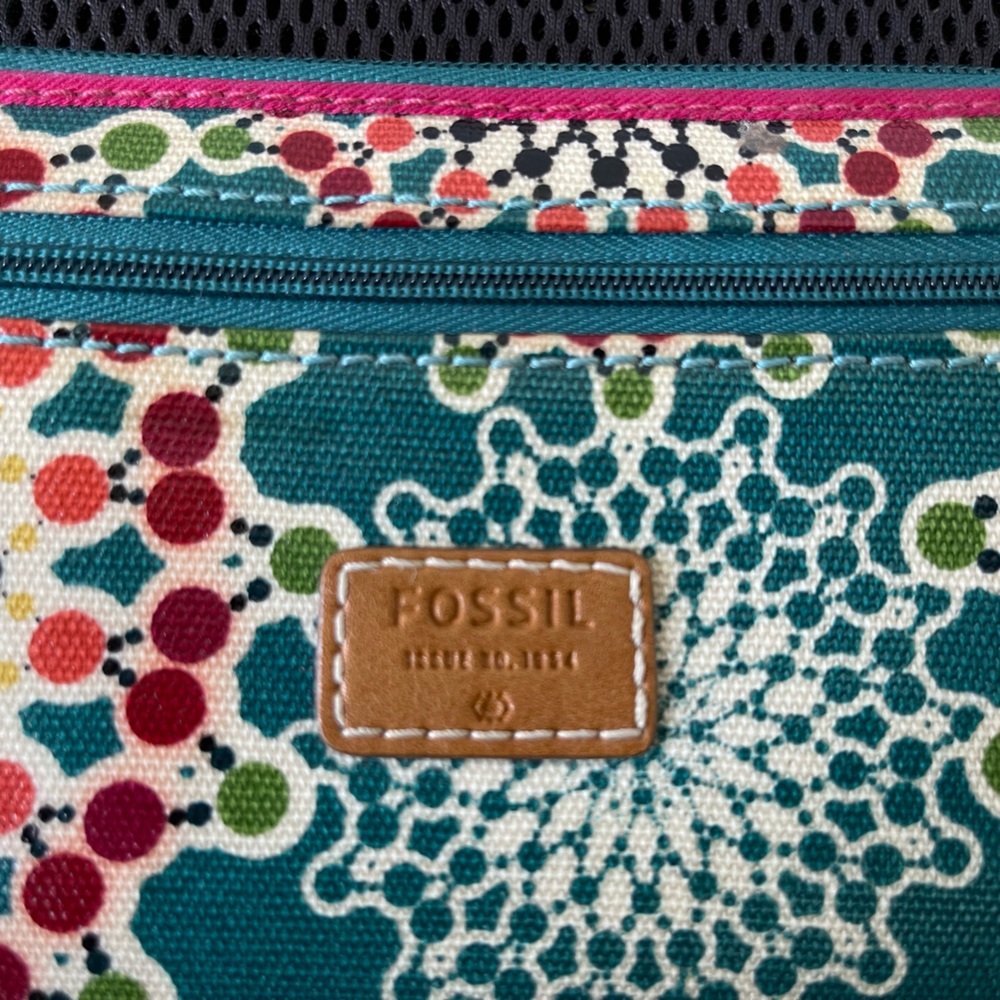Euc Fossil Floral Print Wallet - image 3